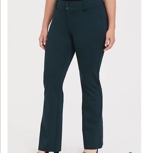 NWOT Forest Green Trousers 18R